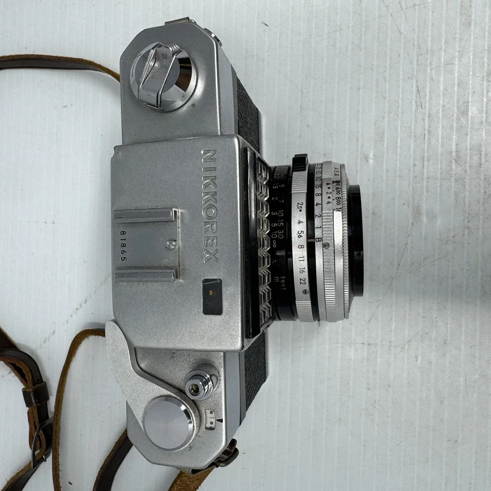 Nikkorex 35 Leaf shutter SLR Camera No.89387 Nikkor-Q 2.5/5cm‎